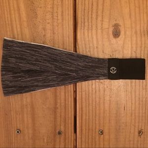 Lululemon Fringe Fighter Headband